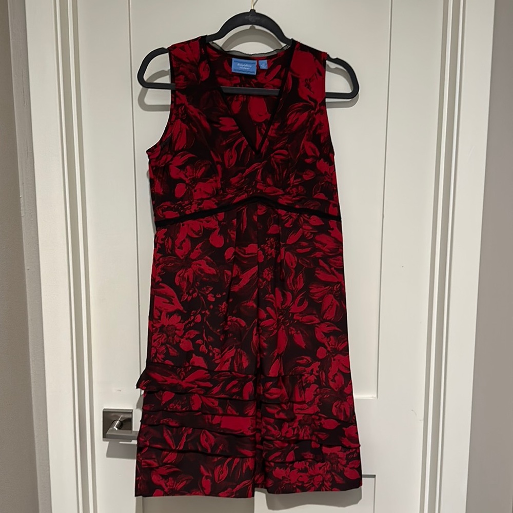 SIMPLY VERA Floral Red Cocktail Dress Size 10